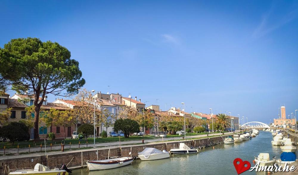 La Casetta Del Marinaio Fano Luaran gambar